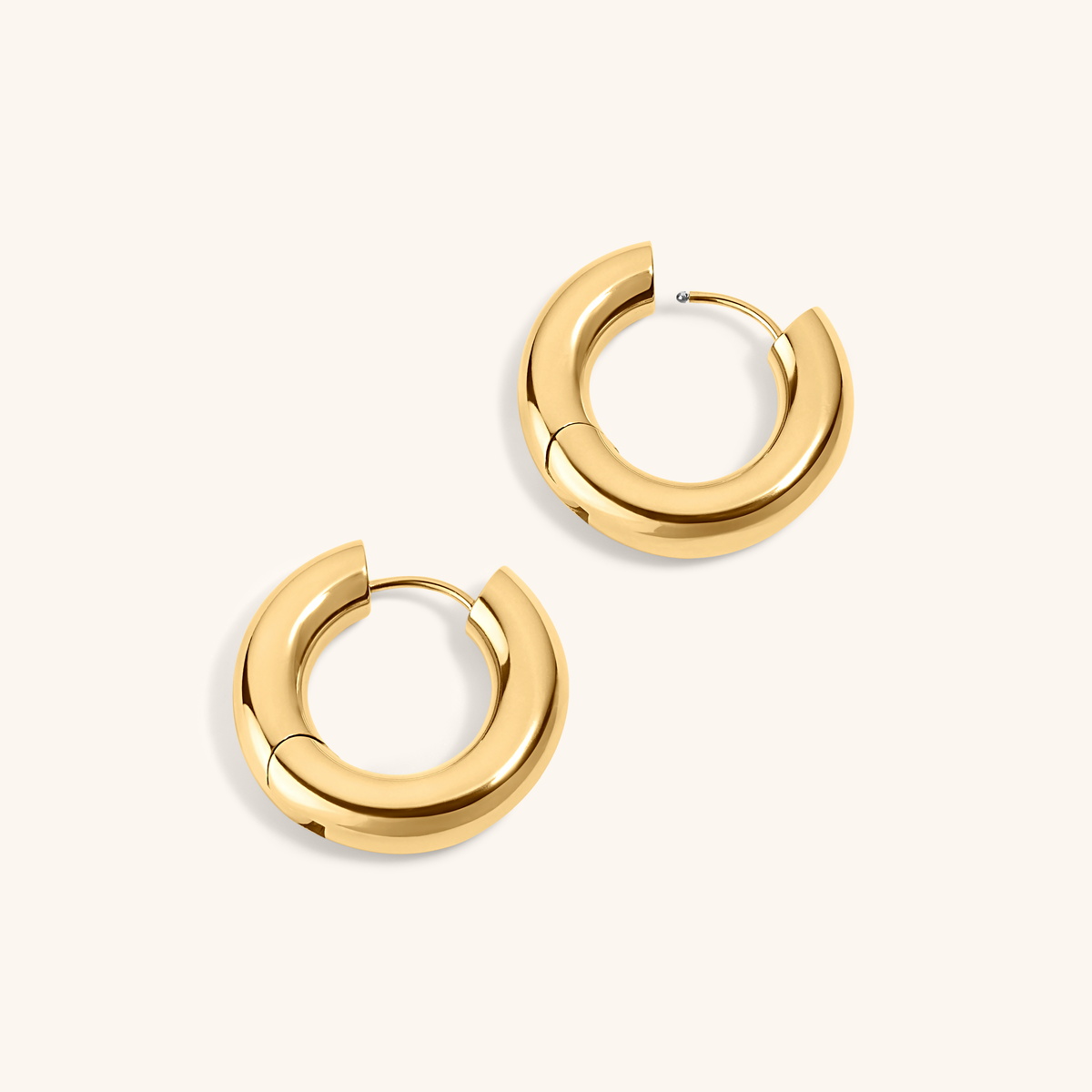 Every Body Hoops, 22mm in Gold