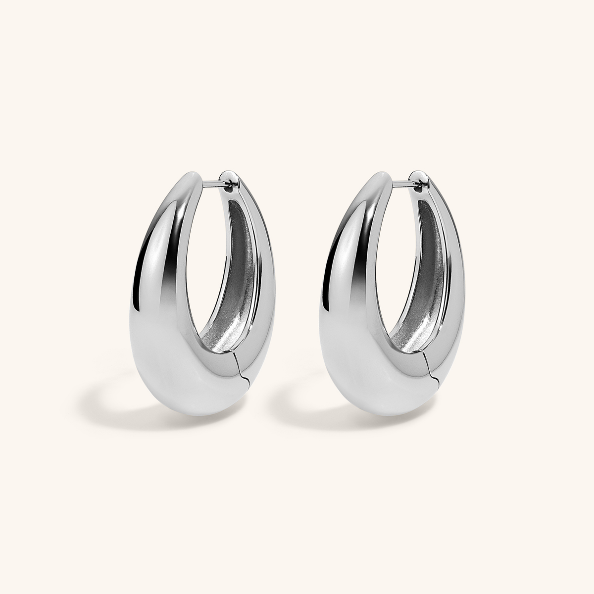Oeuf Hoops in Silver