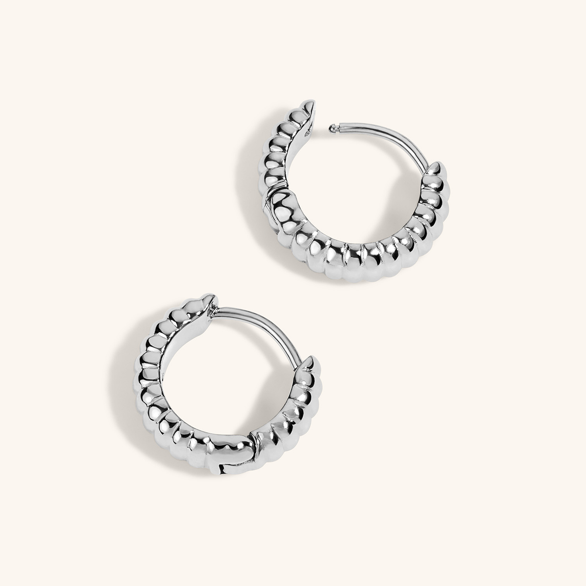 Plisse Huggie Hoops, 13mm - Silver