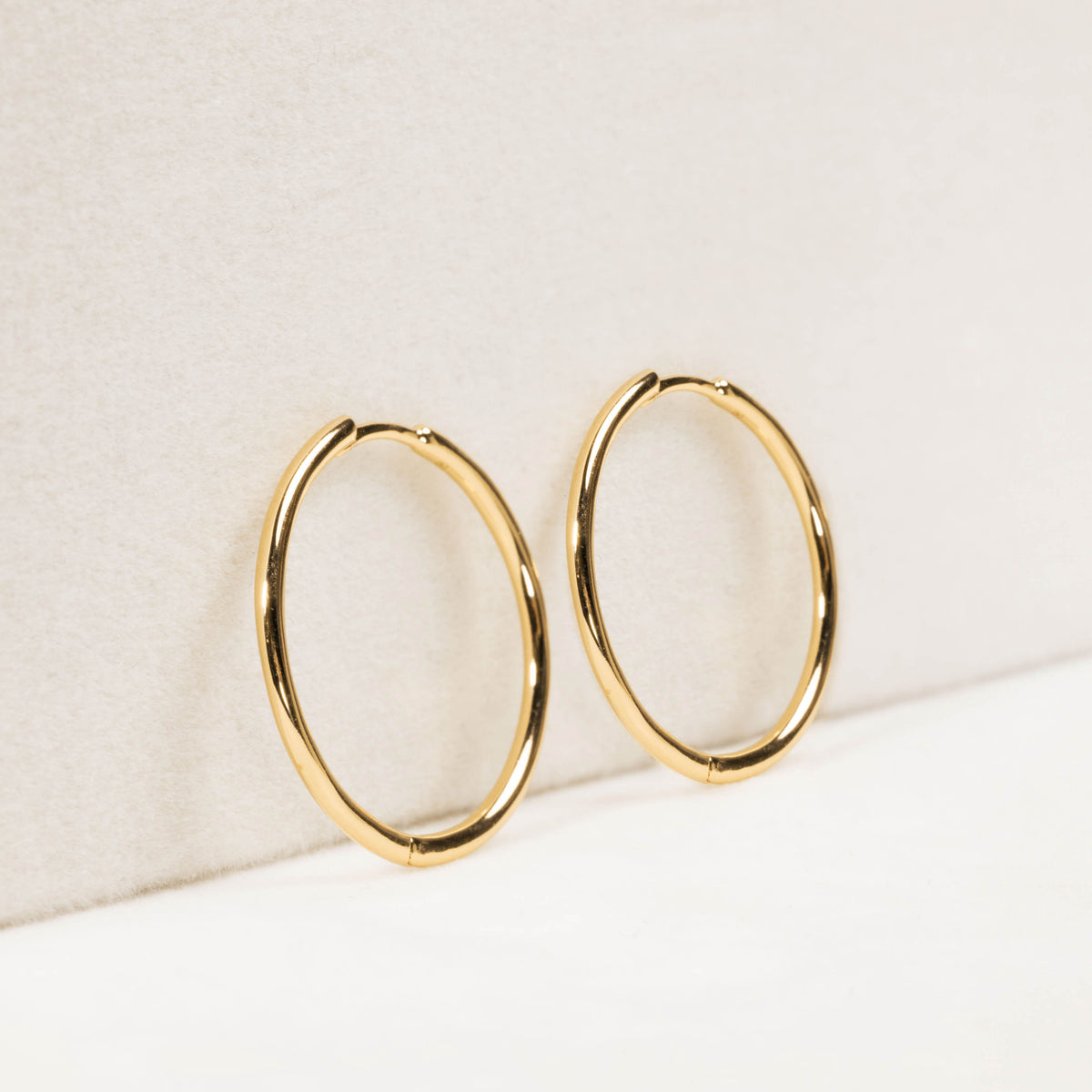 Classic Hoops, 25mm Gold
