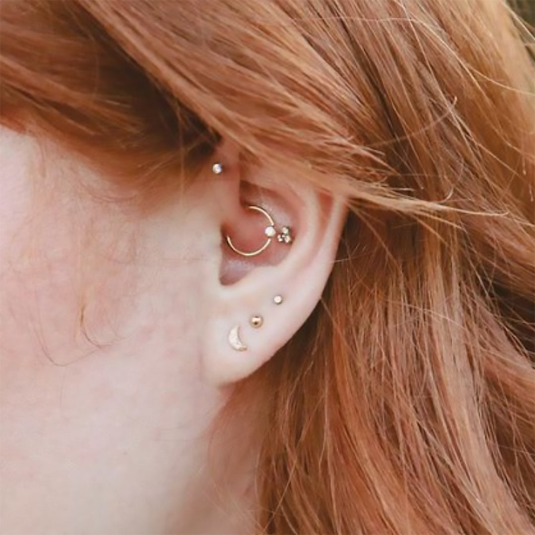 Conch piercing inspiration - Crystal Trinity Threaded Flat Back in 14k Gold
