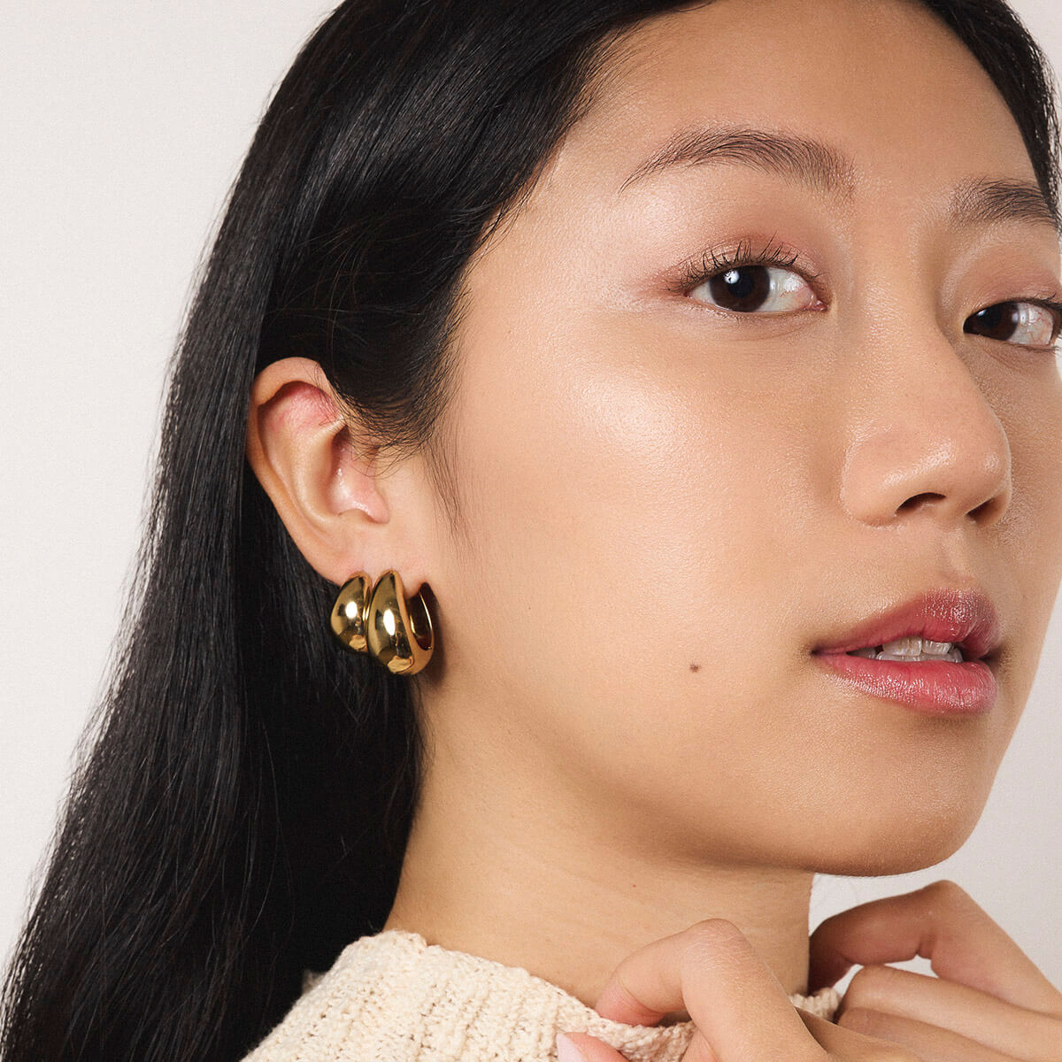 Mini Dewdrop Hoops and Dewdrop Hoops - On Model (Gold)
