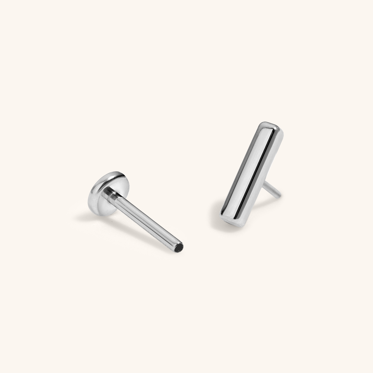 Bar Nap Earrings in (silver)