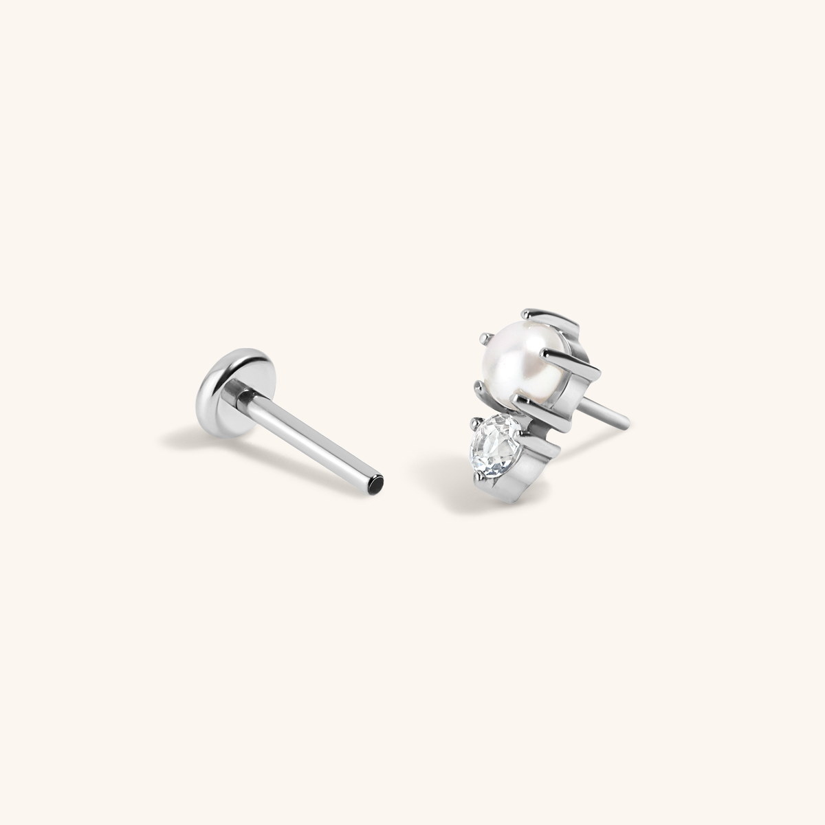 Pearl and White Topaz Nap Earrings (Silver)