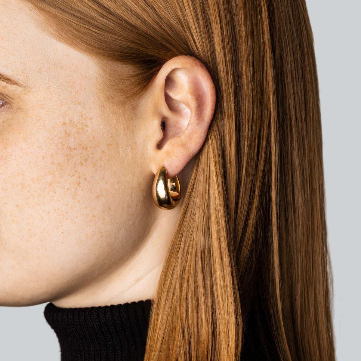 Dewdrop Hoops - On Model (Gold)