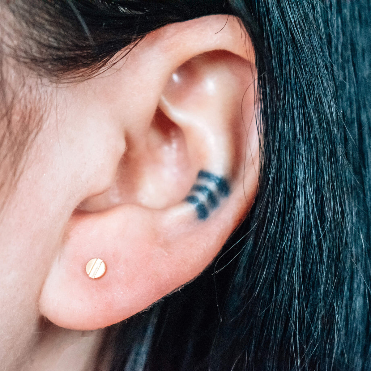 Bolt Studs (Gold) on model